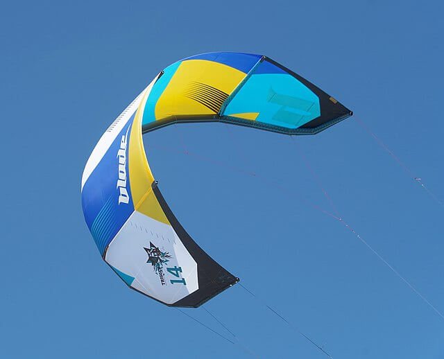 kitesurf03